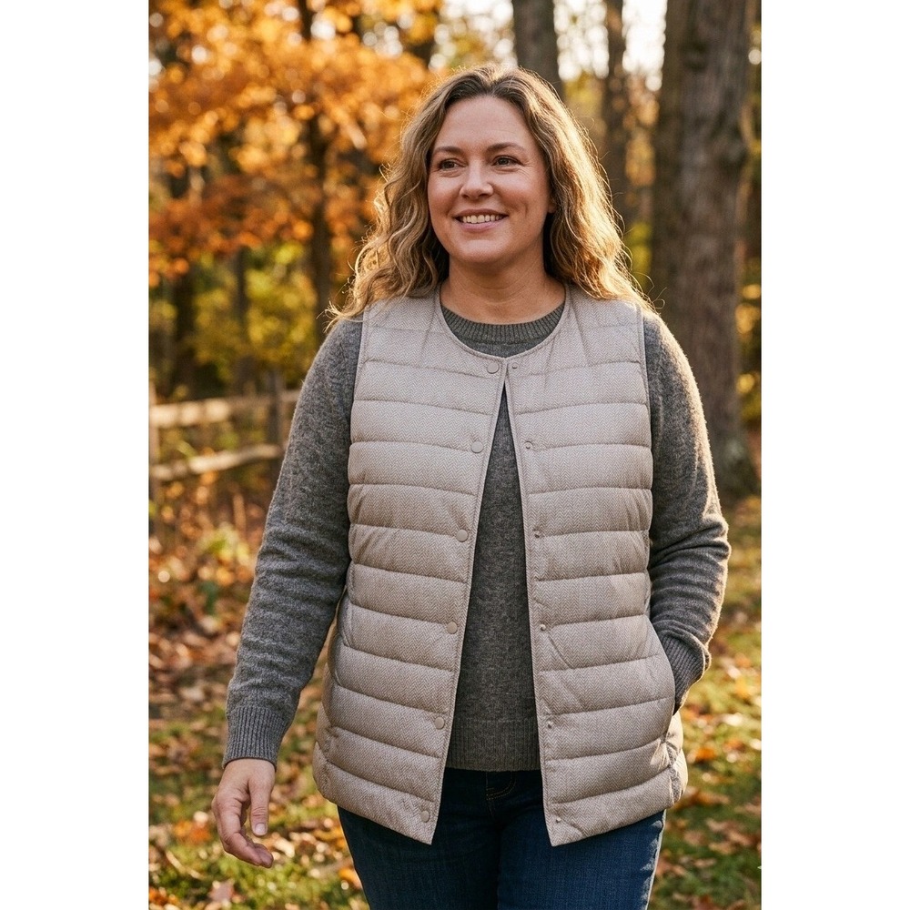 J Jill Lightweight Down Puffer Vest Women M Soapstone Herringbone Snap Front